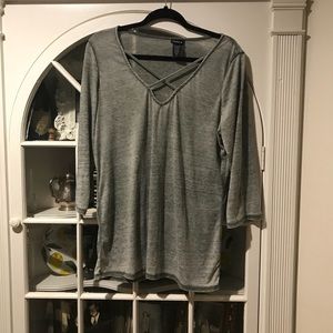 LIGHTLY WORN Torrid Top!